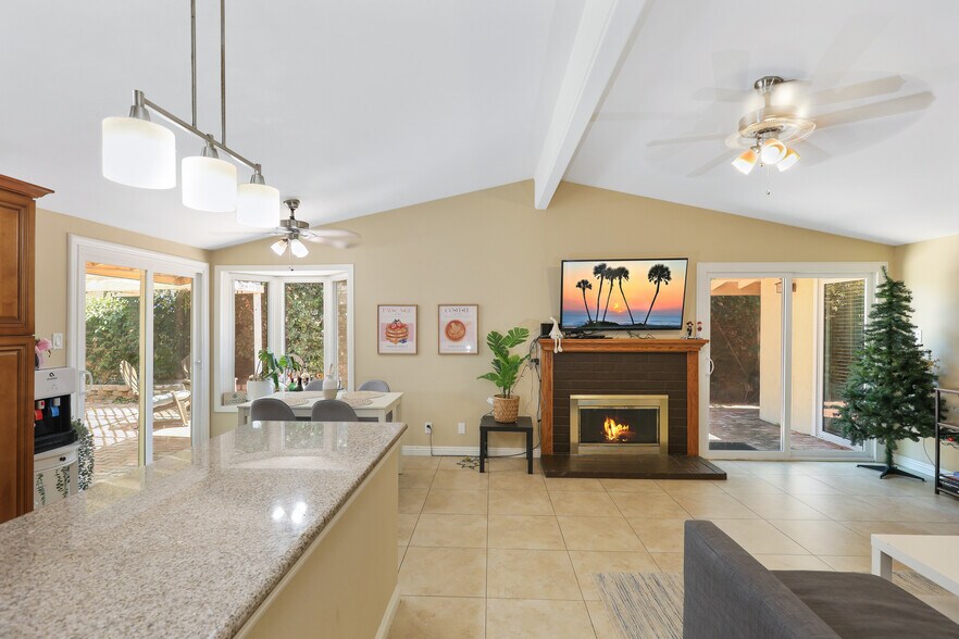 More Photos Of 1139 W Sycamore Ave, Orange Multifamily For Sale