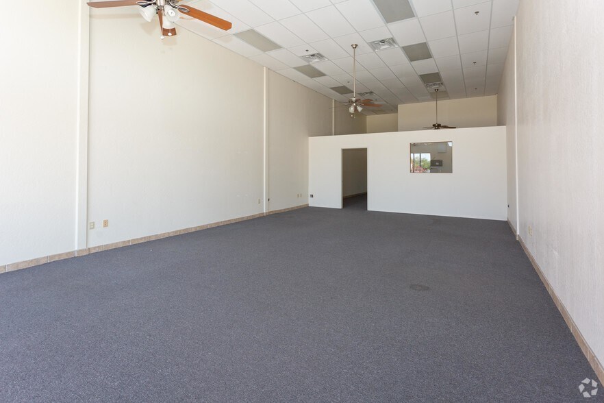 More Photos Of 6740 E University Dr, Mesa Unknown For Lease
