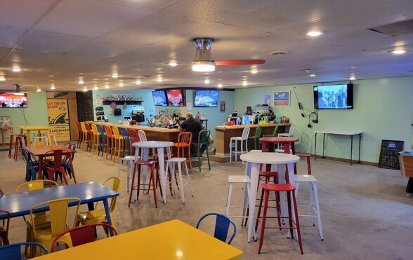 More Photos Of 13607 Shell Beach Rd NE, Thornville Bar For Sale