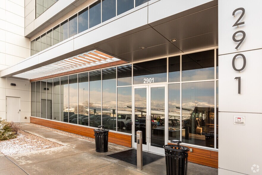 More Photos Of 2901 W Bluegrass Blvd, Lehi Office For Lease