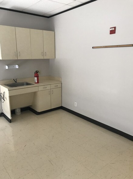 More Photos Of 1115 Gemini St, Houston Loft Creative Space For Lease