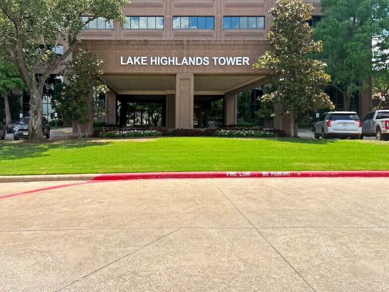 More Photos Of 9330 Lyndon B Johnson Fwy, Dallas Office For Lease