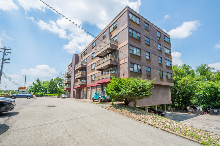 Primary Photo Of 11979 Frankstown Rd, Penn Hills Apartments For Lease