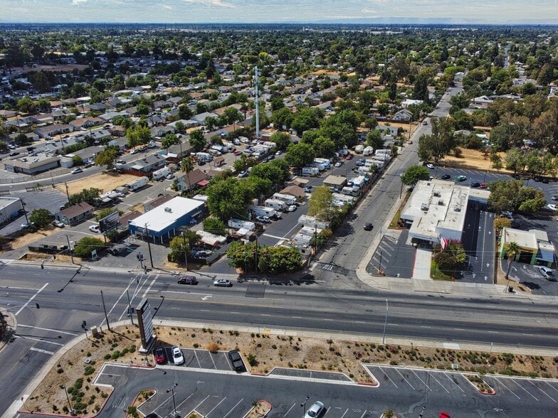 More Photos Of 5800 Stockton Blvd, Sacramento Manufactured Housing Mobile Home Park For Sale