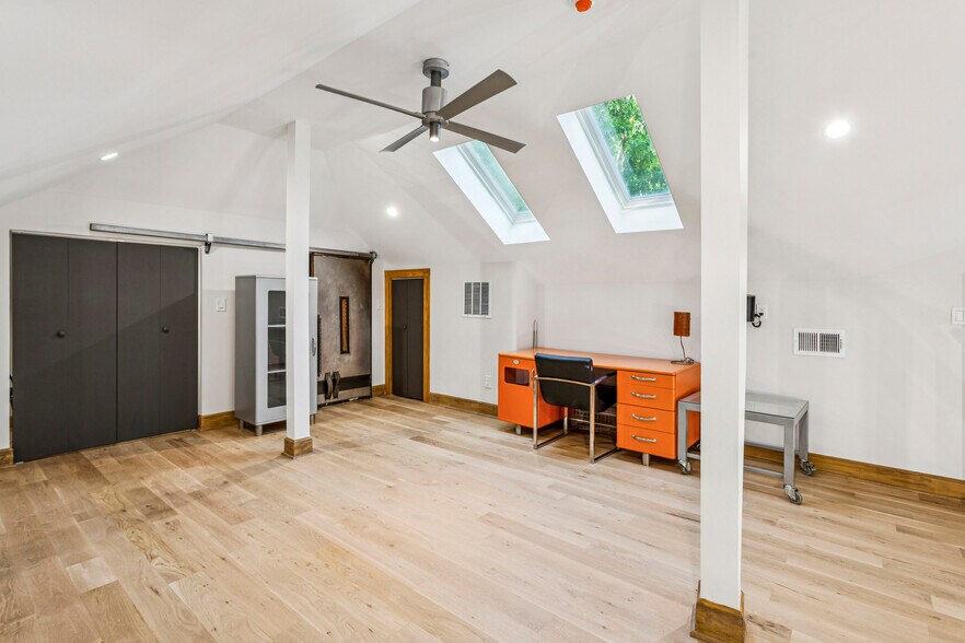 More Photos Of 692 Kirkwood Ave SE, Atlanta Storefront Retail Residential For Sale