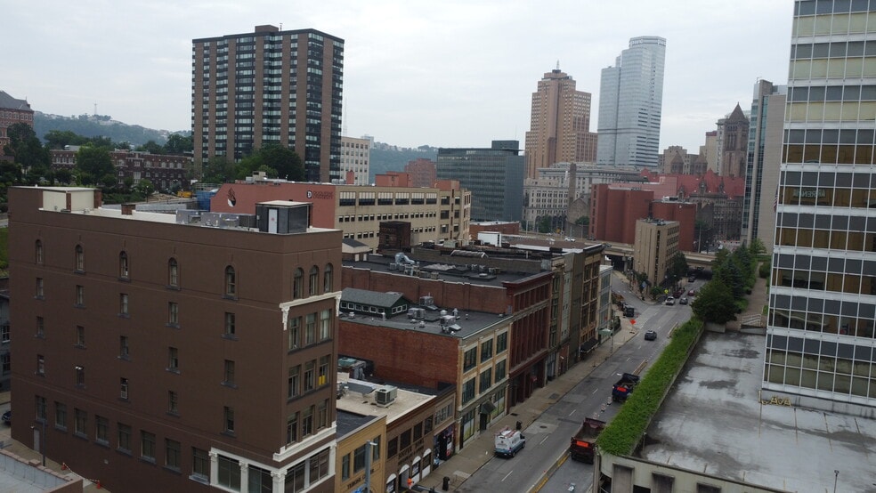 More Photos Of 906 Fifth Ave, Pittsburgh Storefront Retail Office For Sale