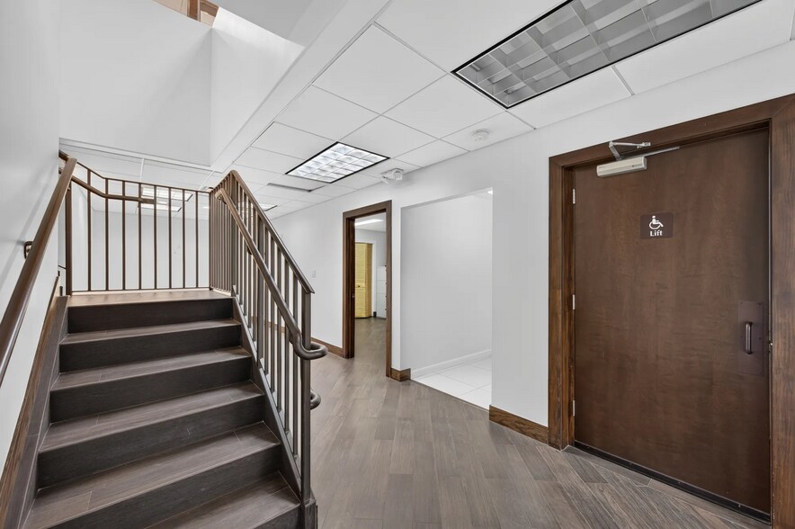 More Photos Of 3030-3050 NW 82nd Ave, Miami Showroom For Sale