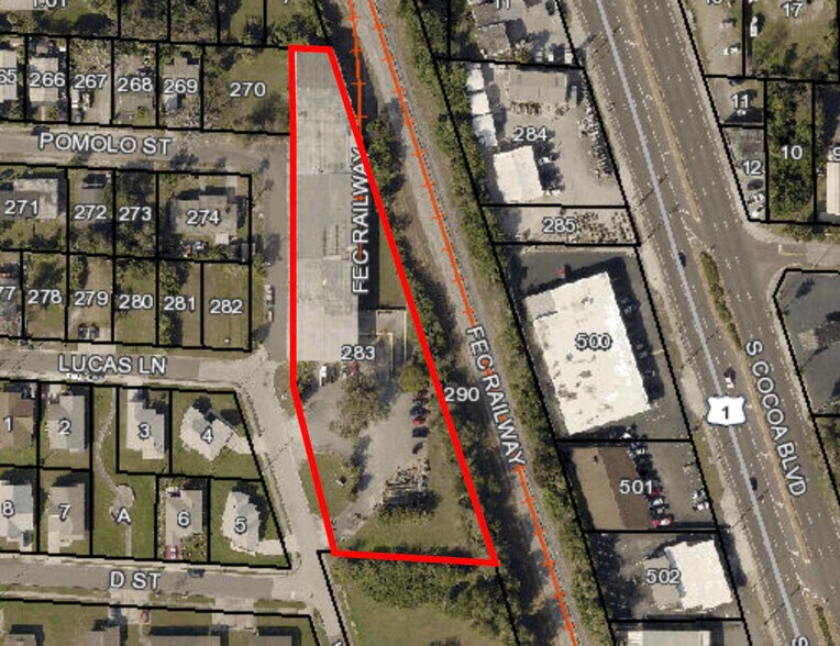 More Photos Of 440 Railroad Ave, Cocoa Distribution For Lease