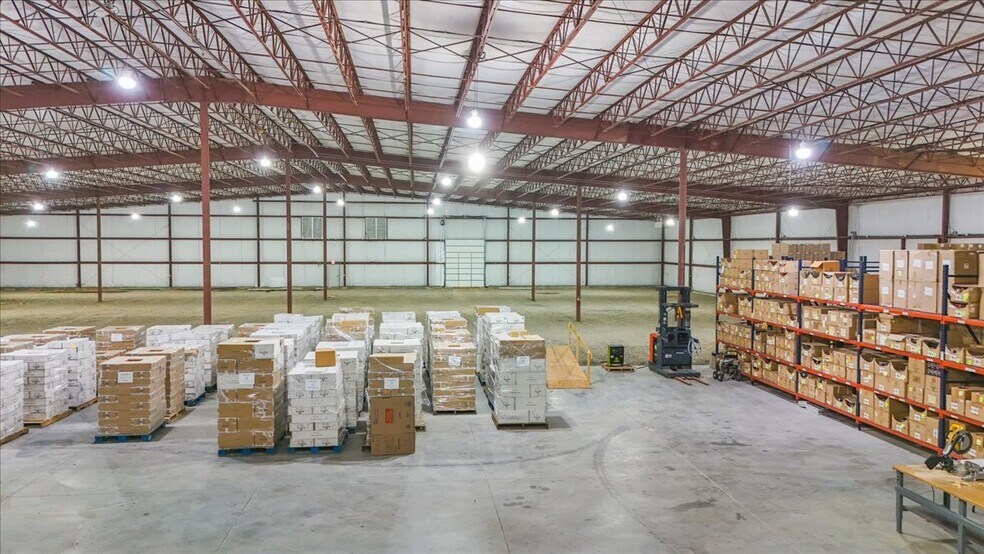 More Photos Of 241 Industrial Park Rd, Mountain City Warehouse For Sale