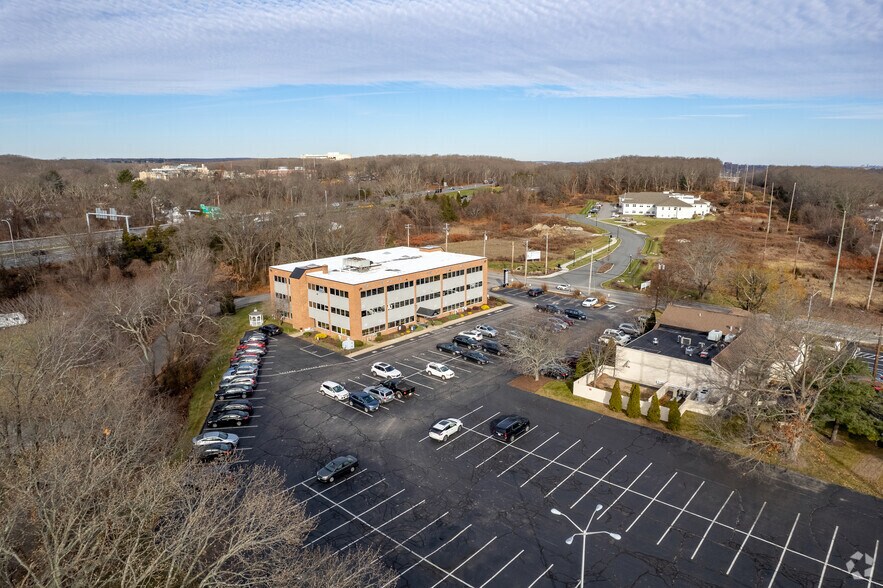 More Photos Of 300 Toll Gate Rd, Warwick Medical For Lease