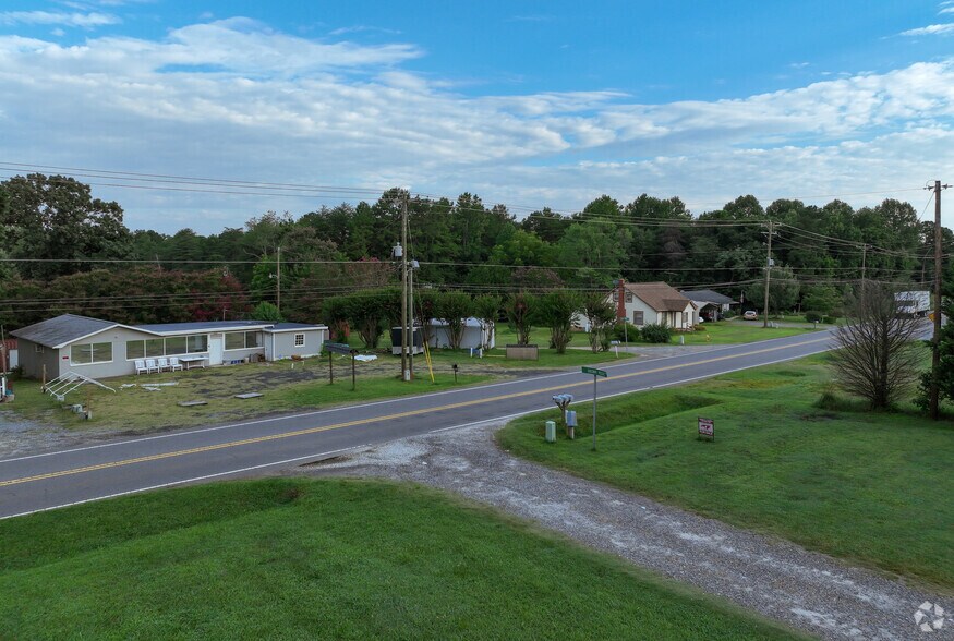 More Photos Of 2209 Charlotte Hwy, Mooresville Land For Sale