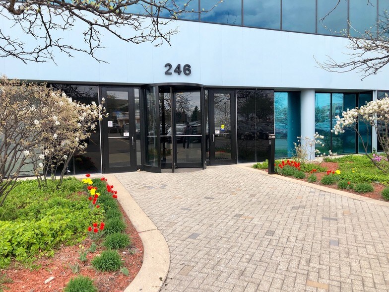 More Photos Of 246 E Janata Blvd, Lombard Medical For Lease