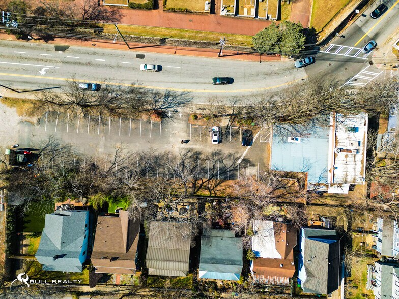 More Photos Of 242 SE Boulevard, Atlanta Restaurant For Sale