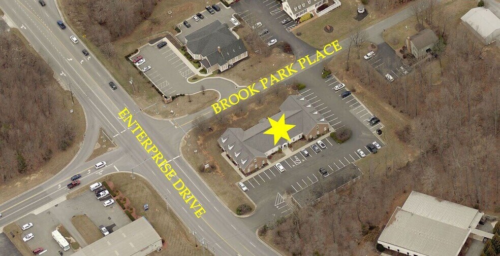 More Photos Of 300 Enterprise Dr, Forest Medical For Lease