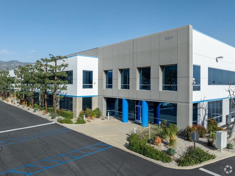 Primary Photo Of 15624 Roxford St, Sylmar Warehouse For Lease