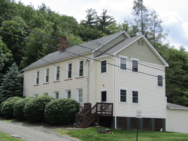 More Photos Of 141 Bellemonte Ave, Hawley Apartments For Sale