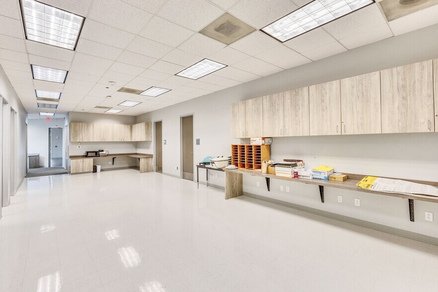 More Photos Of 9100 Hwy 290 E, Austin Research And Development For Sale