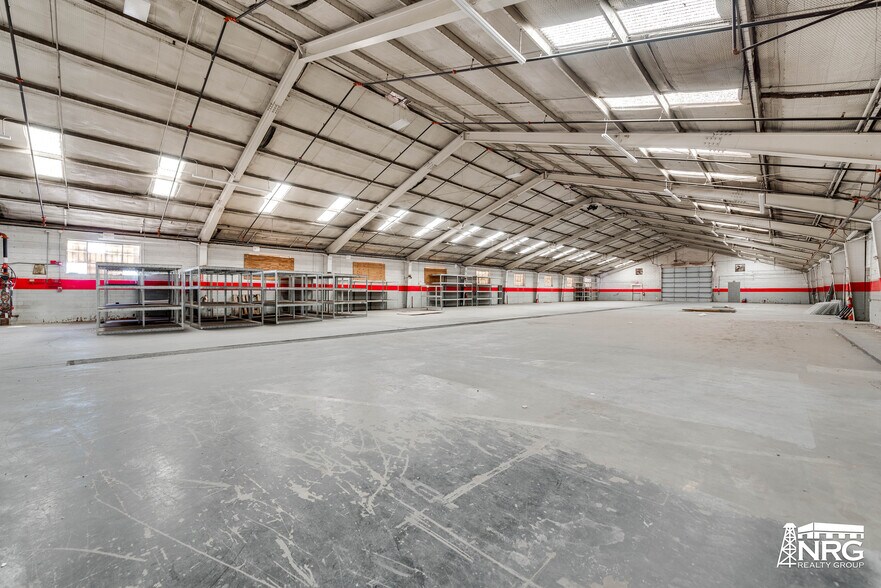 More Photos Of 1510 E 2nd St, Odessa Manufacturing For Lease