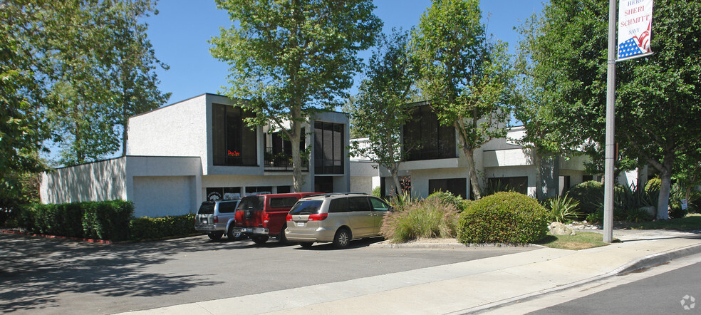 Primary Photo Of 554 E Foothill Blvd, San Dimas Office For Lease