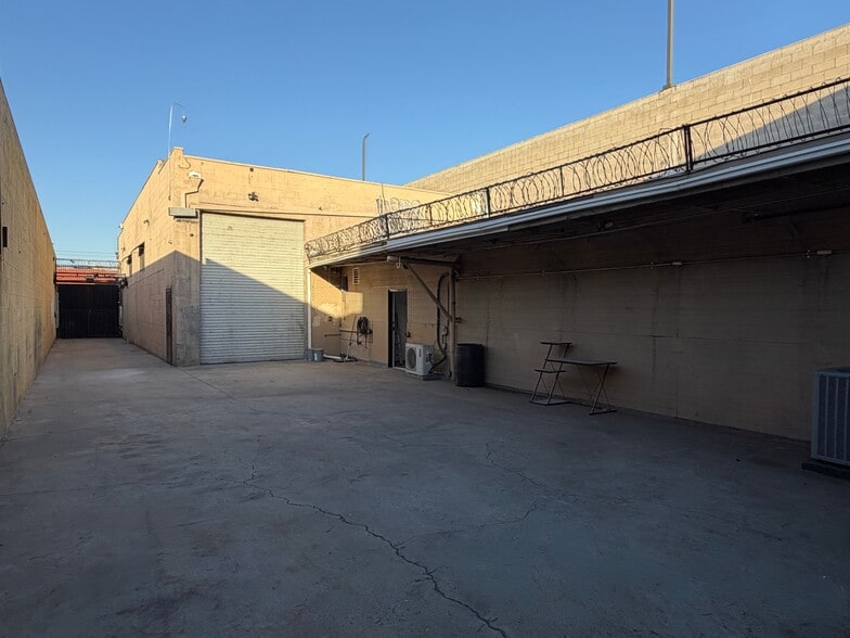More Photos Of 1410 E Washington Blvd, Los Angeles Industrial For Lease