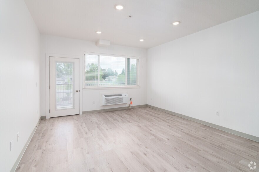 More Photos Of 3905 S Dishman Mica Rd, Spokane Valley Apartments For Sale