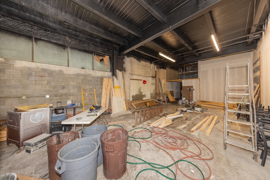 More Photos Of 1820 E 30th St, Cleveland Sports And Entertainment For Sale