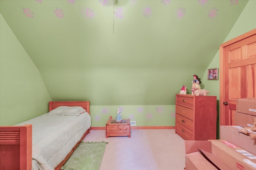 More Photos Of 1356 County Road 2900 N, Rantoul Specialty For Sale