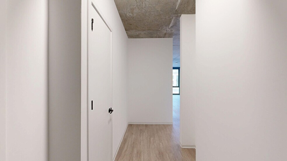More Photos Of 1717 S Michigan Ave, Chicago Apartments For Lease