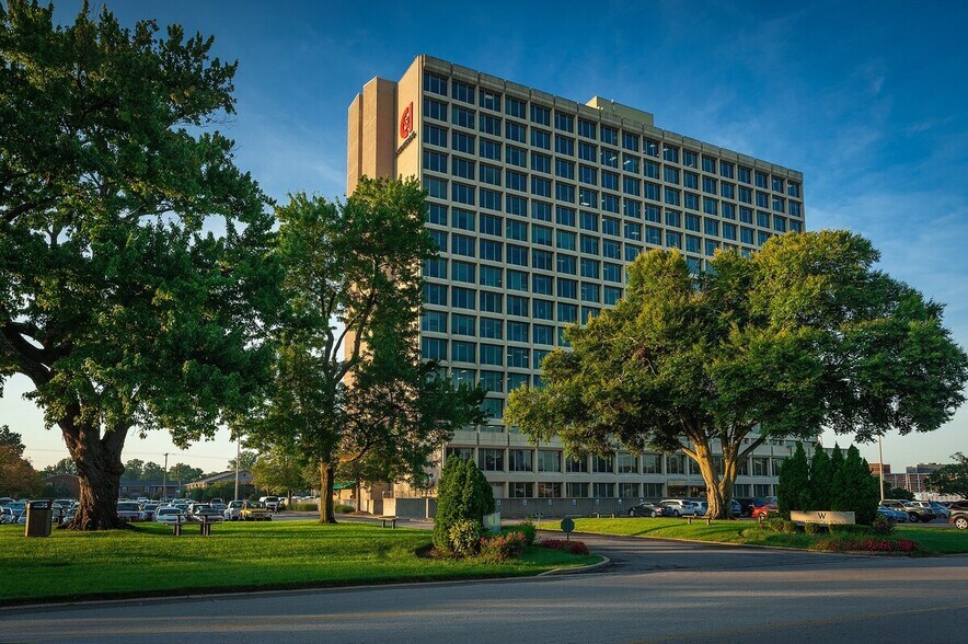 More Photos Of 1941 Bishop Ln, Louisville Unknown For Lease