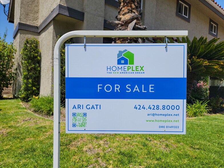 More Photos Of 7501 Linley Ln, Canoga Park Specialty For Sale