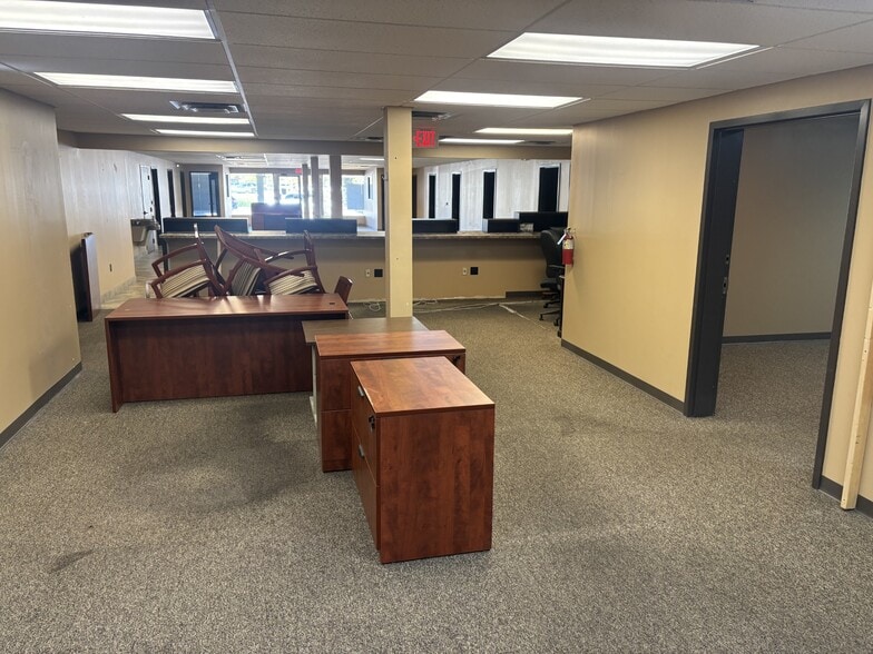 Primary Photo Of 763-765 W Poplar Ave, Collierville Freestanding For Sale