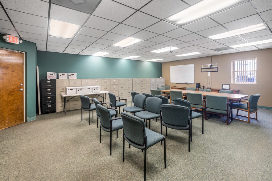 More Photos Of 760 S Stapley Dr, Mesa Office For Lease