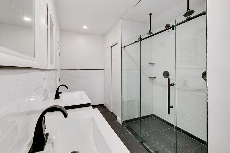 More Photos Of 1579 Franklin St, Denver Apartments For Sale