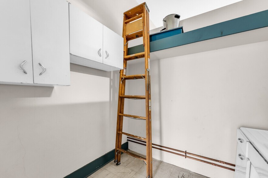 More Photos Of 6101 Lyons St, Burlington Lodge Meeting Hall For Sale