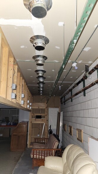 More Photos Of 200 W Main St, Addison General Retail For Sale