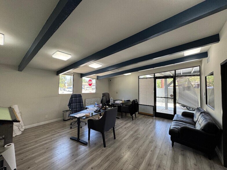 More Photos Of 11100 Sheldon St, Sun Valley Office Residential For Sale