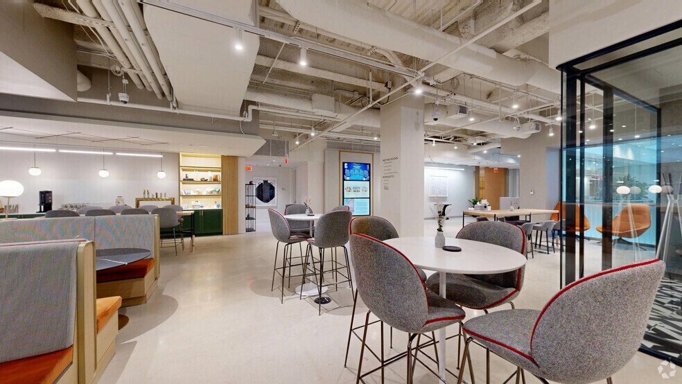 More Photos Of 600 14th St NW, Washington Coworking Space
