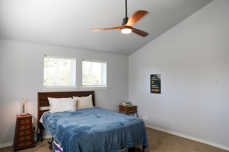 More Photos Of 6159 Crestview Dr, Athens Specialty For Sale