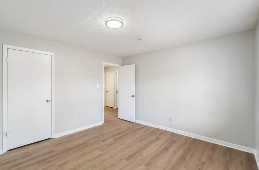 More Photos Of 4808 Cannon Ridge Dr, Knoxville Apartments For Sale