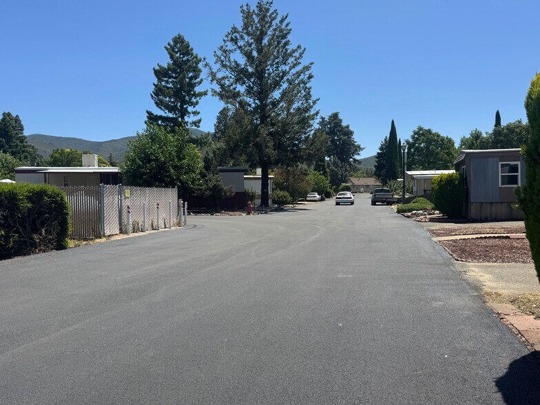 More Photos Of 5495 5th St, Kelseyville Manufactured Housing Mobile Home Park For Sale