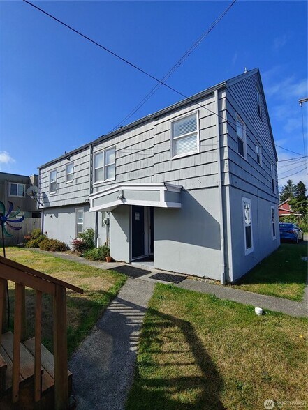 Primary Photo Of 1700 California Ave S, Long Beach Apartments For Sale