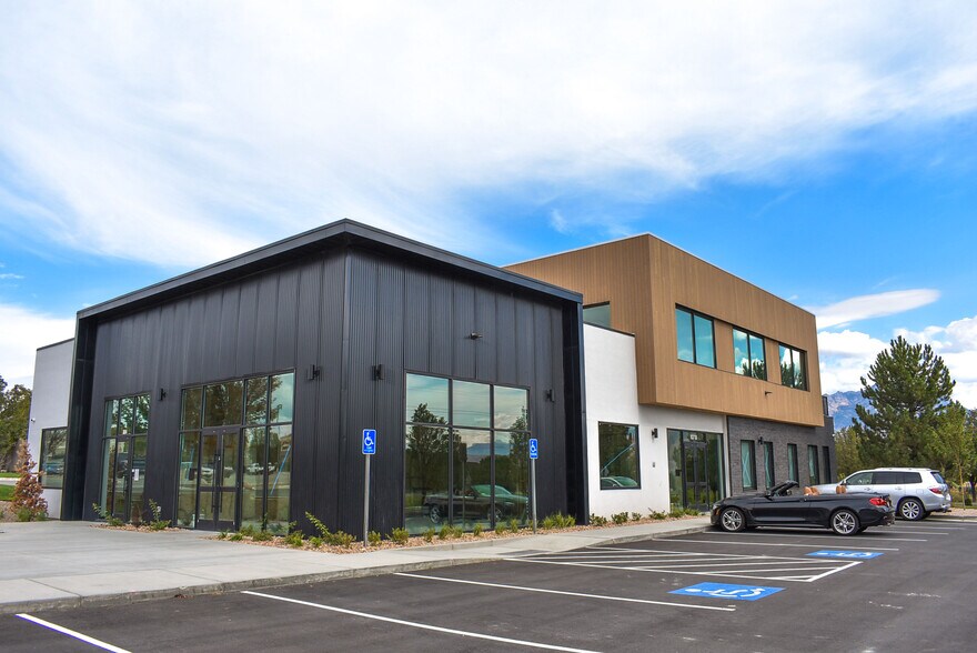 More Photos Of 10718 S Beckstead Ln, South Jordan Coworking Space
