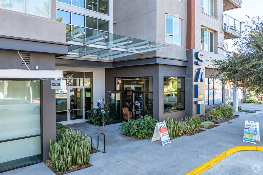 More Photos Of 371 N Cleveland St, Oceanside Apartments For Lease