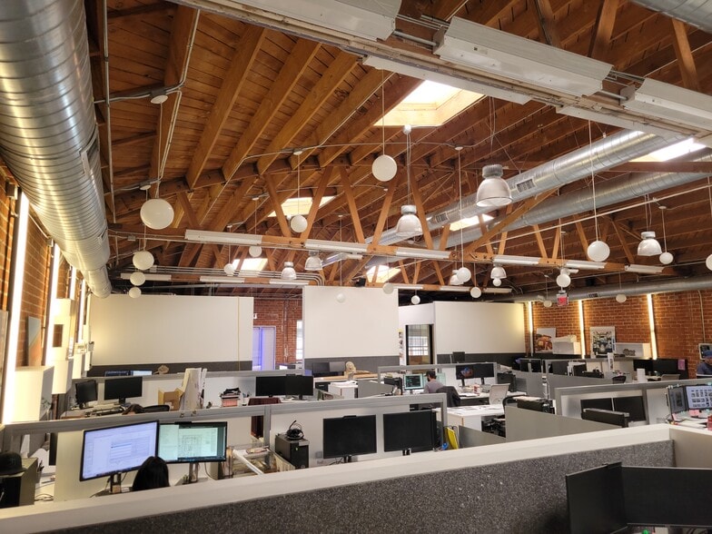 More Photos Of 3830 Willat Ave, Culver City Loft Creative Space For Sale