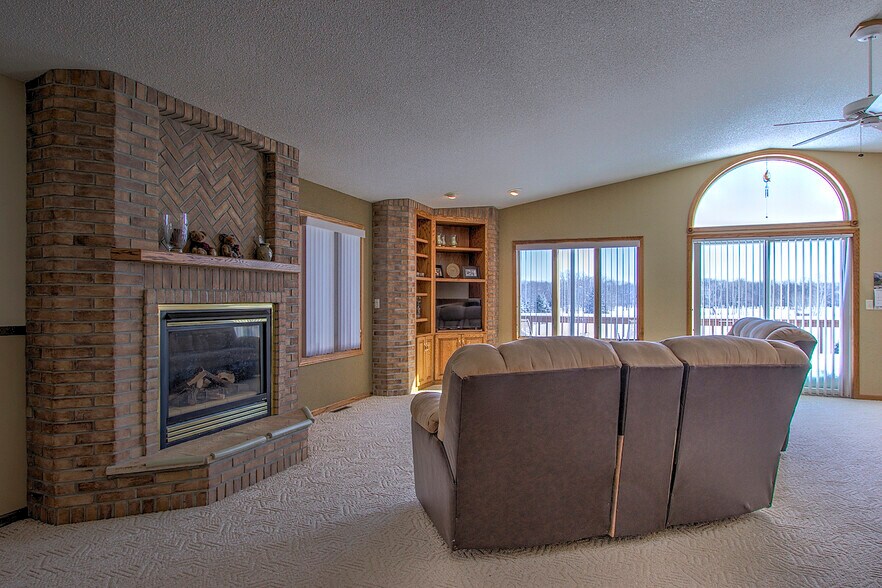 More Photos Of 31886 County Road 3, Eagle Bend Showroom For Sale