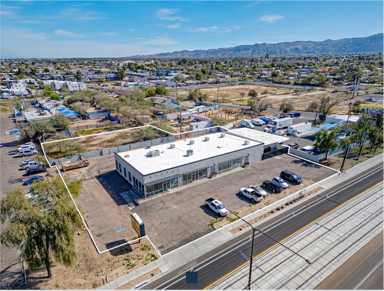 Primary Photo Of 5001 S Central Ave, Phoenix Auto Repair For Sale