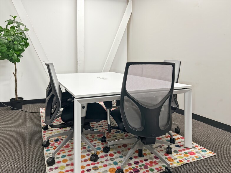 More Photos Of 201 N Brand Blvd, Glendale Coworking Space