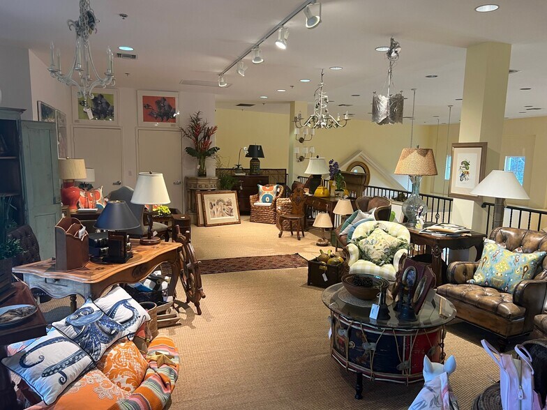 More Photos Of 12010 US Highway 1, North Palm Beach Medical For Sale