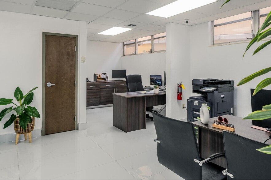 More Photos Of 1880 NE 163rd St, North Miami Beach Medical For Sale