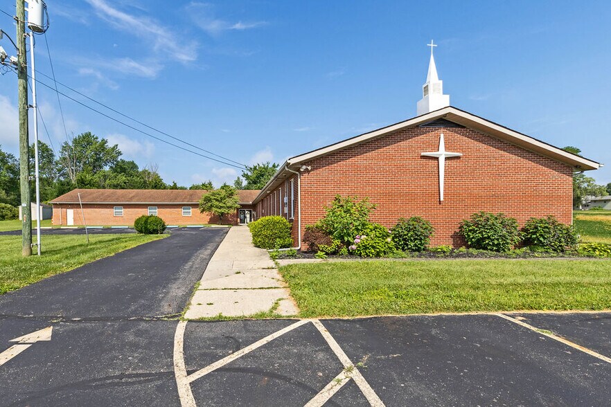 More Photos Of 9564 Hazelton-Etna SW Rd, Pataskala Religious Facility For Sale